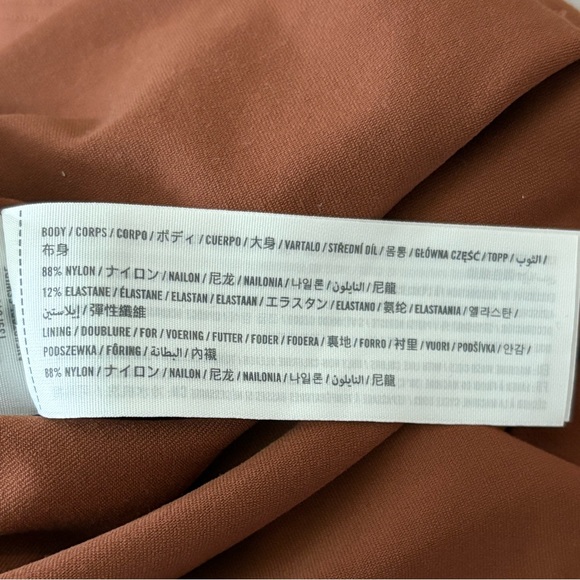 Abercrombie & Fitch Womens Bodysuit Sz Small Long Sleeve Asymmetrical Neck NEW - Picture 3 of 6